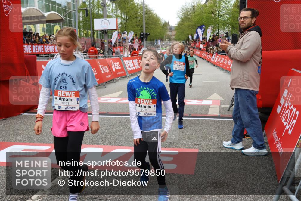 25.04.2026 - Das Zehntel Strokosch-Dieckow http://msf.ph/oto/9579850 25.04.2026 10:50:09 Ziel 5734, 5742, 5762, 6041, 6045, 6069, 6423, 6518, 6711, 6732, 6964, 7529, 5734, 5742, 5762, 6041, 6045, 6069, 6423, 6518, 6711, 6732, 6964, 7529 meine-sportfotos.de