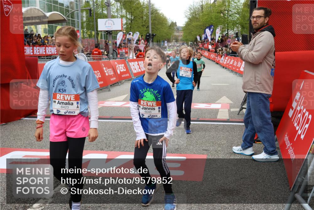 25.04.2026 - Das Zehntel Strokosch-Dieckow http://msf.ph/oto/9579852 25.04.2026 10:50:09 Ziel 5734, 5742, 5762, 6041, 6045, 6069, 6423, 6518, 6711, 6732, 6964, 7529, 5734, 5742, 5762, 6041, 6045, 6069, 6423, 6518, 6711, 6732, 6964, 7529 meine-sportfotos.de