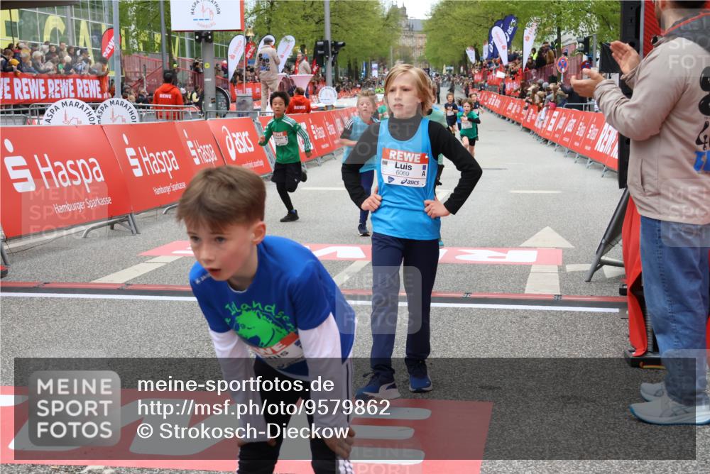 25.04.2026 - Das Zehntel Strokosch-Dieckow http://msf.ph/oto/9579862 25.04.2026 10:50:10 Ziel 5734, 5762, 6041, 6045, 6069, 6423, 6711, 6732, 6964, 7529, 7882, 7941, 5734, 5762, 6041, 6045, 6069, 6423, 6711, 6732, 6964, 7529, 7882, 7941 meine-sportfotos.de