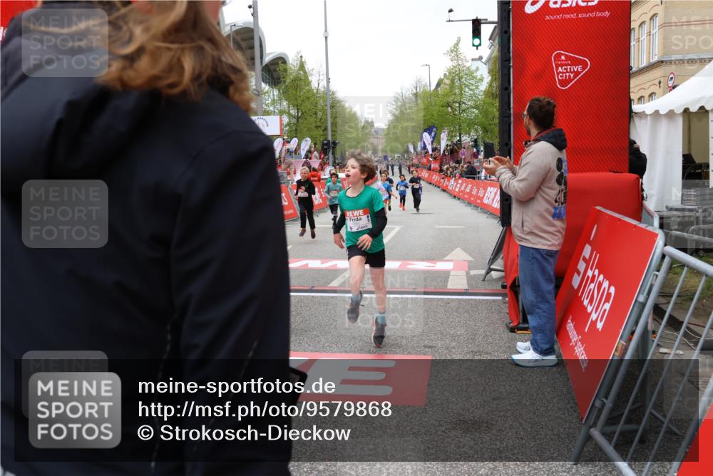 25.04.2026 - Das Zehntel Strokosch-Dieckow http://msf.ph/oto/9579868 25.04.2026 10:50:13 Ziel 5512, 5762, 6041, 6045, 6069, 6964, 7529, 7882, 7941, 5512, 5762, 6041, 6045, 6069, 6964, 7529, 7882, 7941 meine-sportfotos.de