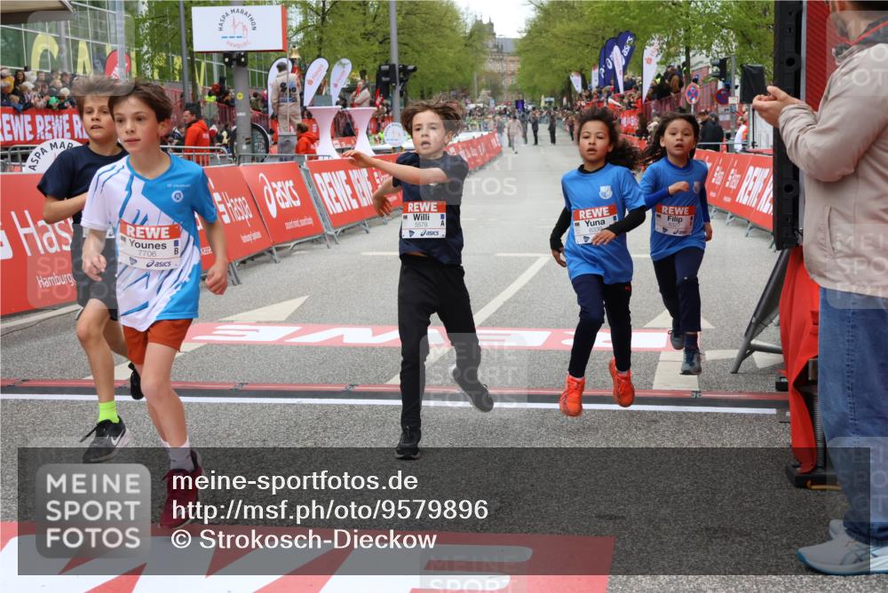 25.04.2026 - Das Zehntel Strokosch-Dieckow http://msf.ph/oto/9579896 25.04.2026 10:50:17 Ziel 5383, 5512, 5579, 5589, 5762, 6327, 6339, 6964, 7619, 7706, 7882, 7939, 7941, 5383, 5512, 5579, 5589, 5762, 6327, 6339, 6964, 7619, 7706, 7882, 7939, 7941 meine-sportfotos.de