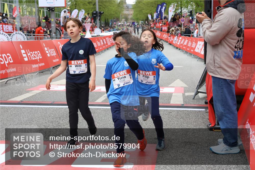 25.04.2026 - Das Zehntel Strokosch-Dieckow http://msf.ph/oto/9579904 25.04.2026 10:50:18 Ziel 5383, 5512, 5579, 5589, 6327, 6339, 7619, 7706, 7882, 7939, 7941, 5383, 5512, 5579, 5589, 6327, 6339, 7619, 7706, 7882, 7939, 7941 meine-sportfotos.de