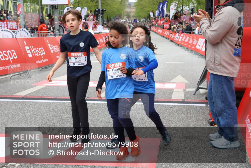 25.04.2026 - Das Zehntel Strokosch-Dieckow http://msf.ph/oto/9579908 25.04.2026 10:50:18 Ziel 5383, 5512, 5579, 5589, 6327, 6339, 7619, 7706, 7882, 7939, 7941, 5383, 5512, 5579, 5589, 6327, 6339, 7619, 7706, 7882, 7939, 7941 meine-sportfotos.de