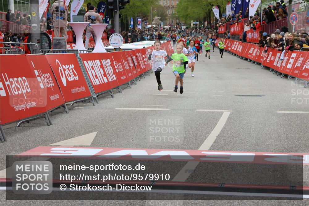 25.04.2026 - Das Zehntel Strokosch-Dieckow http://msf.ph/oto/9579910 25.04.2026 10:52:53 Ziel 5733, 6087, 6100, 6142, 6352, 6357, 6752, 7436, 7675, 8015, 8042, 5733, 6087, 6100, 6142, 6352, 6357, 6752, 7436, 7675, 8015, 8042 meine-sportfotos.de
