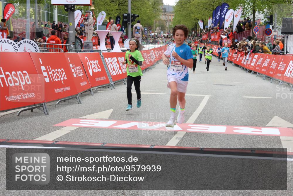 25.04.2026 - Das Zehntel Strokosch-Dieckow http://msf.ph/oto/9579939 25.04.2026 10:53:00 Ziel 5009, 5176, 5241, 5569, 6009, 6087, 6752, 6766, 6869, 7110, 7142, 7162, 7305, 7628, 7675, 7749, 5009, 5176, 5241, 5569, 6009, 6087, 6752, 6766, 6869, 7110, 7142, 7162, 7305, 7628, 7675, 7749 meine-sportfotos.de