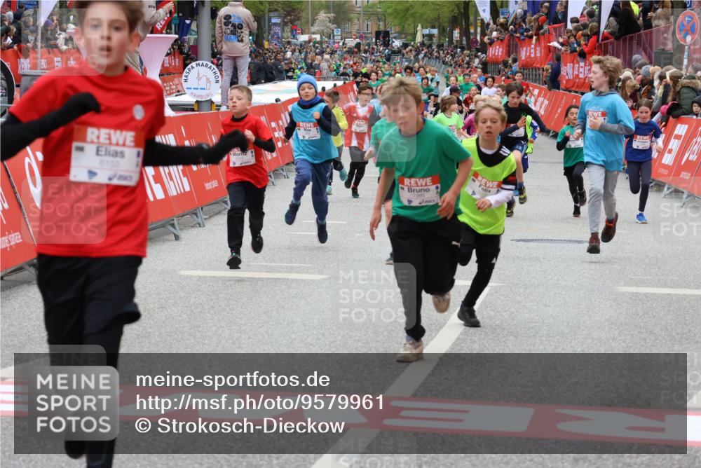 25.04.2026 - Das Zehntel Strokosch-Dieckow http://msf.ph/oto/9579961 25.04.2026 10:53:05 Ziel 5009, 5241, 5569, 6009, 6153, 6766, 6869, 7162, 7305, 7749, 7966, 5009, 5241, 5569, 6009, 6153, 6766, 6869, 7162, 7305, 7749, 7966 meine-sportfotos.de
