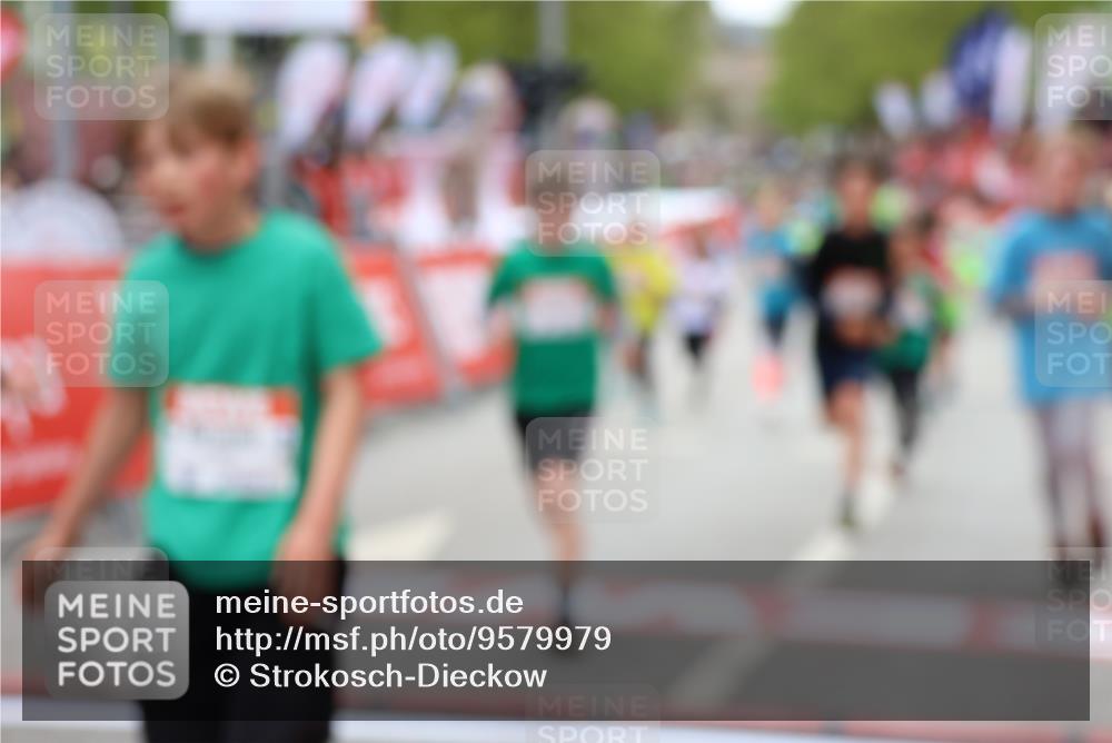 25.04.2026 - Das Zehntel Strokosch-Dieckow http://msf.ph/oto/9579979 25.04.2026 10:53:08 Ziel 5428, 5515, 5781, 6009, 6019, 6153, 6155, 6869, 6929, 7162, 7863, 7884, 7966, 5428, 5515, 5781, 6009, 6019, 6153, 6155, 6869, 6929, 7162, 7863, 7884, 7966 meine-sportfotos.de