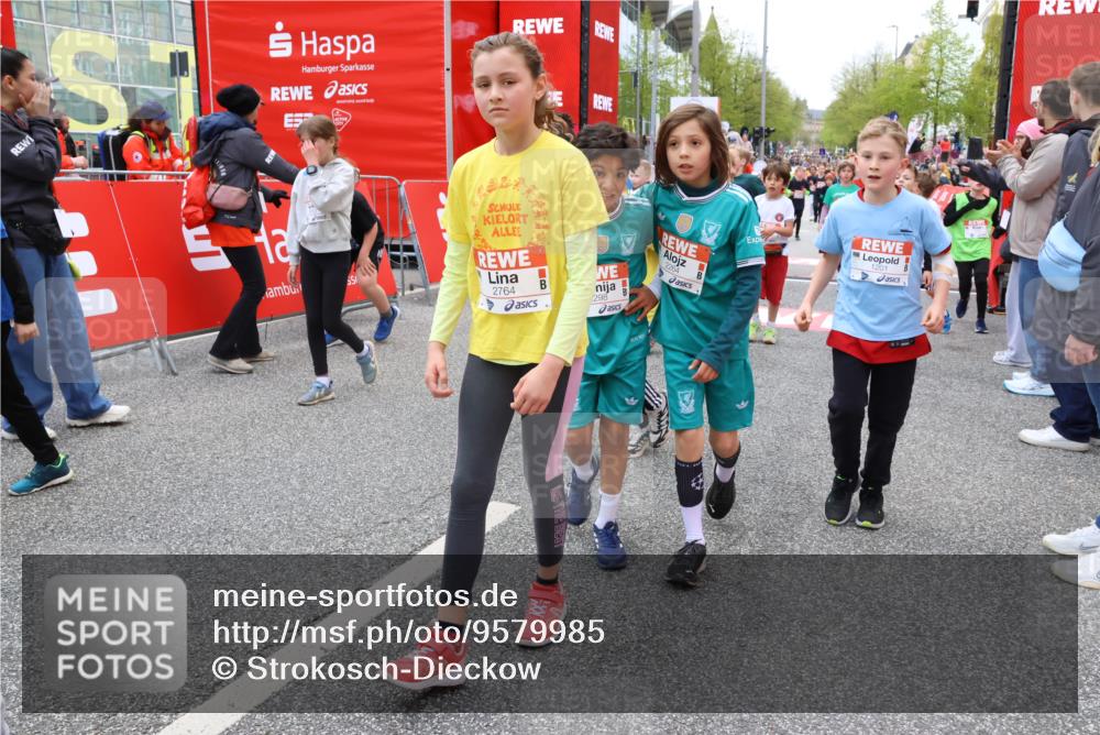 25.04.2026 - Das Zehntel Strokosch-Dieckow http://msf.ph/oto/9579985 25.04.2026 08:55:24 Ziel 1201, 1346, 1506, 1655, 1760, 1922, 1985, 2045, 2049, 2072, 2249, 2264, 2298, 2510, 2591, 2649, 2738, 2859, 2883, 2977, 3074, 3102, 3146, 3173, 3201, 3592, 3759, 3853, 3916, 3986, 1201, 1346, 1506, 1655, 1760, 1922, 1985, 2045, 2049, 2072, 2249, 2264, 2298, 2510, 2591, 2649, 2738, 2859, 2883, 2977, 3074, 3102, 3146, 3173, 3201, 3592, 3759, 3853, 3916, 3986 meine-sportfotos.de