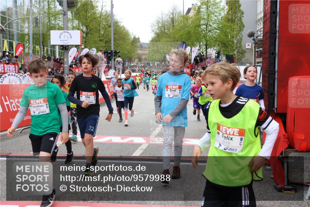 25.04.2026 - Das Zehntel Strokosch-Dieckow http://msf.ph/oto/9579988 25.04.2026 10:53:10 Ziel 5428, 5515, 5781, 5800, 6019, 6080, 6153, 6155, 6703, 6929, 7116, 7129, 7197, 7863, 7884, 7966, 5428, 5515, 5781, 5800, 6019, 6080, 6153, 6155, 6703, 6929, 7116, 7129, 7197, 7863, 7884, 7966 meine-sportfotos.de