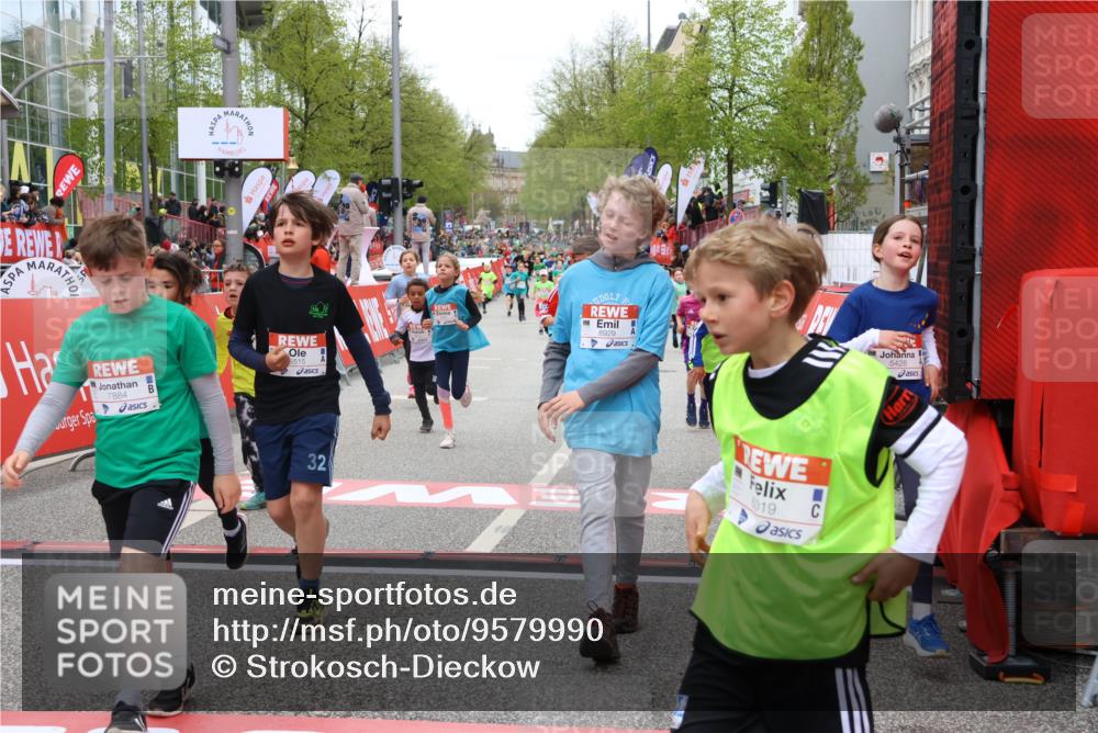 25.04.2026 - Das Zehntel Strokosch-Dieckow http://msf.ph/oto/9579990 25.04.2026 10:53:10 Ziel 5428, 5515, 5781, 5800, 6019, 6080, 6153, 6155, 6703, 6929, 7116, 7129, 7197, 7863, 7884, 7966, 5428, 5515, 5781, 5800, 6019, 6080, 6153, 6155, 6703, 6929, 7116, 7129, 7197, 7863, 7884, 7966 meine-sportfotos.de