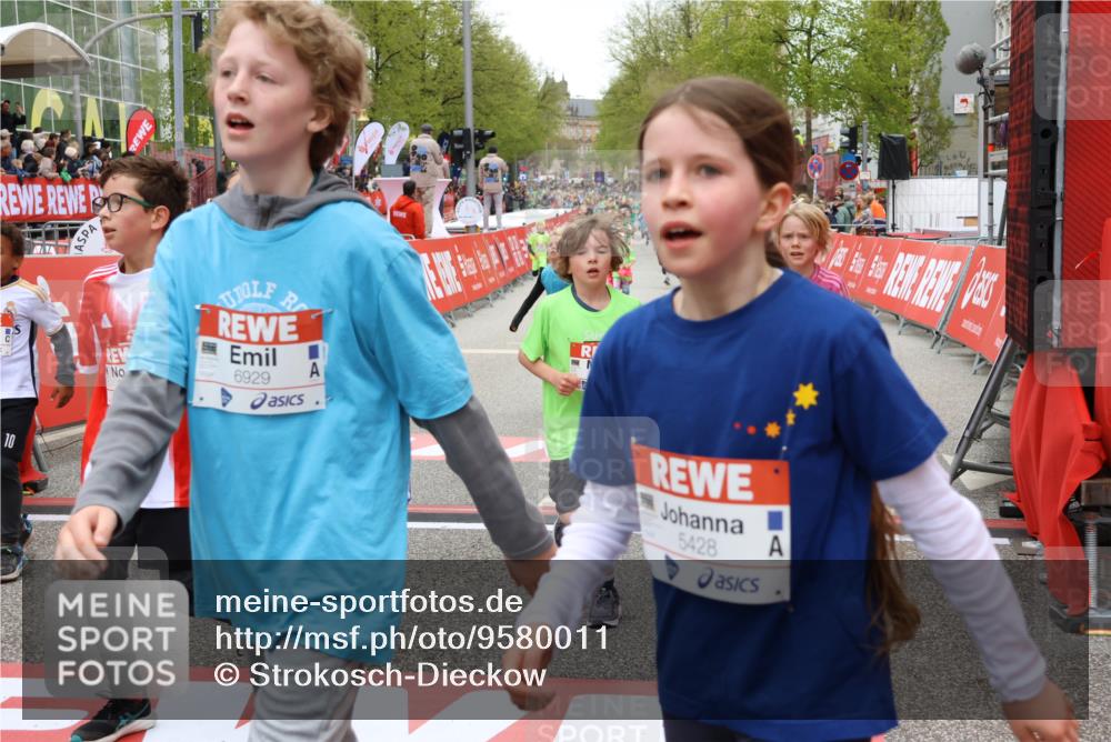 25.04.2026 - Das Zehntel Strokosch-Dieckow http://msf.ph/oto/9580011 25.04.2026 10:53:13 Ziel 5428, 5515, 5751, 5781, 5800, 6019, 6080, 6144, 6155, 6428, 6703, 6826, 6929, 7116, 7129, 7197, 7863, 7884, 7966, 5428, 5515, 5751, 5781, 5800, 6019, 6080, 6144, 6155, 6428, 6703, 6826, 6929, 7116, 7129, 7197, 7863, 7884, 7966 meine-sportfotos.de