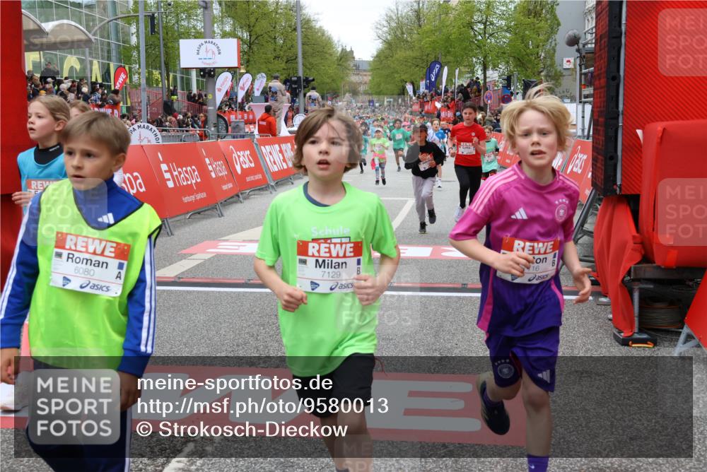 25.04.2026 - Das Zehntel Strokosch-Dieckow http://msf.ph/oto/9580013 25.04.2026 10:53:14 Ziel 5428, 5515, 5751, 5781, 5800, 6019, 6080, 6144, 6155, 6428, 6703, 6826, 6929, 7116, 7129, 7180, 7197, 7863, 7884, 5428, 5515, 5751, 5781, 5800, 6019, 6080, 6144, 6155, 6428, 6703, 6826, 6929, 7116, 7129, 7180, 7197, 7863, 7884 meine-sportfotos.de