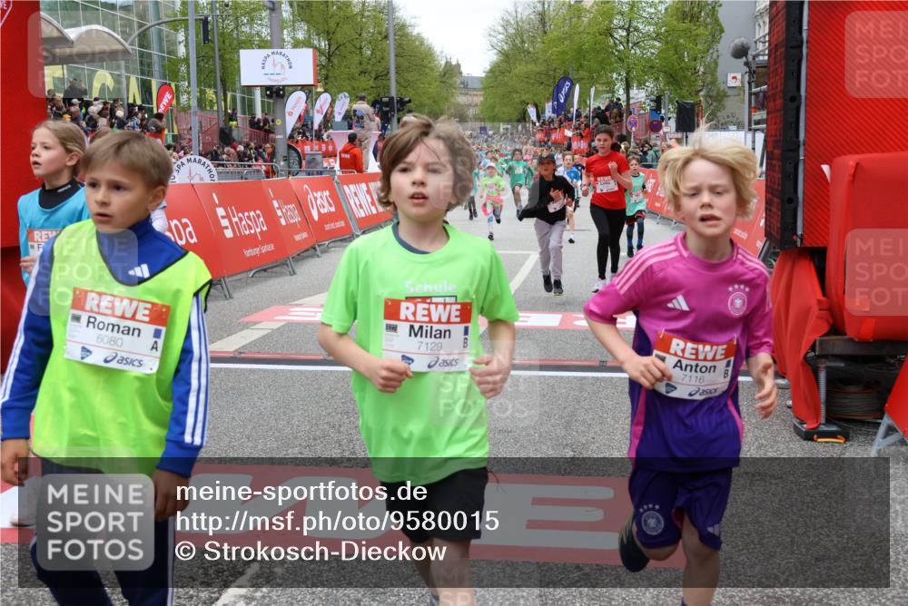 25.04.2026 - Das Zehntel Strokosch-Dieckow http://msf.ph/oto/9580015 25.04.2026 10:53:14 Ziel 5428, 5515, 5751, 5781, 5800, 6019, 6080, 6144, 6155, 6428, 6703, 6826, 6929, 7116, 7129, 7180, 7197, 7863, 7884, 5428, 5515, 5751, 5781, 5800, 6019, 6080, 6144, 6155, 6428, 6703, 6826, 6929, 7116, 7129, 7180, 7197, 7863, 7884 meine-sportfotos.de