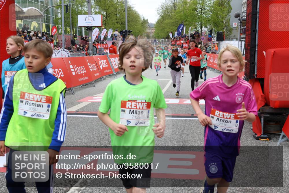 25.04.2026 - Das Zehntel Strokosch-Dieckow http://msf.ph/oto/9580017 25.04.2026 10:53:14 Ziel 5428, 5515, 5751, 5781, 5800, 6019, 6080, 6144, 6155, 6428, 6703, 6826, 6929, 7116, 7129, 7180, 7197, 7863, 7884, 5428, 5515, 5751, 5781, 5800, 6019, 6080, 6144, 6155, 6428, 6703, 6826, 6929, 7116, 7129, 7180, 7197, 7863, 7884 meine-sportfotos.de