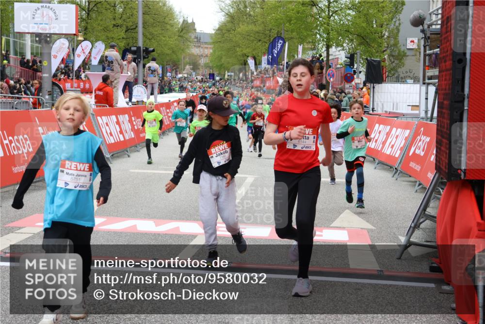 25.04.2026 - Das Zehntel Strokosch-Dieckow http://msf.ph/oto/9580032 25.04.2026 10:53:15 Ziel 5081, 5428, 5515, 5751, 5800, 6015, 6080, 6144, 6428, 6703, 6826, 6929, 7116, 7129, 7180, 7197, 7731, 7863, 7884, 5081, 5428, 5515, 5751, 5800, 6015, 6080, 6144, 6428, 6703, 6826, 6929, 7116, 7129, 7180, 7197, 7731, 7863, 7884 meine-sportfotos.de