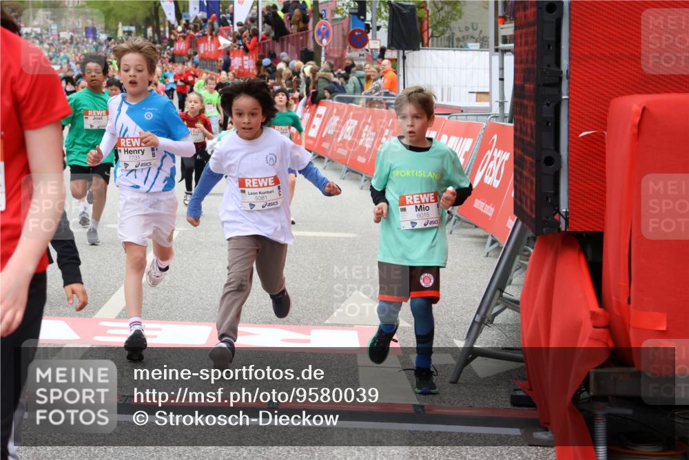 25.04.2026 - Das Zehntel Strokosch-Dieckow http://msf.ph/oto/9580039 25.04.2026 10:53:17 Ziel 5081, 5751, 5800, 5874, 6015, 6027, 6080, 6144, 6428, 6493, 6512, 6703, 6826, 7101, 7116, 7129, 7180, 7197, 7731, 8022, 5081, 5751, 5800, 5874, 6015, 6027, 6080, 6144, 6428, 6493, 6512, 6703, 6826, 7101, 7116, 7129, 7180, 7197, 7731, 8022 meine-sportfotos.de