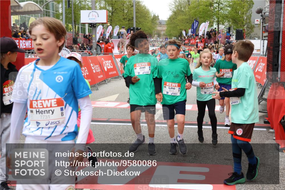 25.04.2026 - Das Zehntel Strokosch-Dieckow http://msf.ph/oto/9580086 25.04.2026 10:53:20 Ziel 5081, 5740, 5751, 5777, 5874, 6015, 6027, 6144, 6493, 6512, 7101, 7172, 7180, 7184, 7731, 7757, 7806, 7907, 8022, 8036, 5081, 5740, 5751, 5777, 5874, 6015, 6027, 6144, 6493, 6512, 7101, 7172, 7180, 7184, 7731, 7757, 7806, 7907, 8022, 8036 meine-sportfotos.de