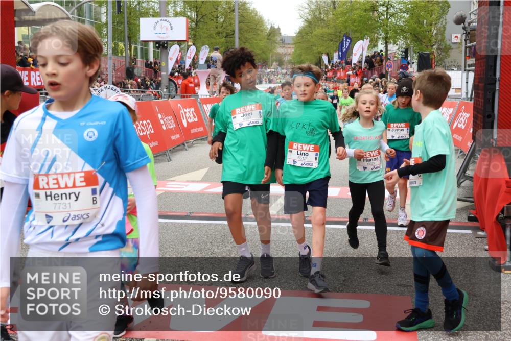 25.04.2026 - Das Zehntel Strokosch-Dieckow http://msf.ph/oto/9580090 25.04.2026 10:53:20 Ziel 5081, 5740, 5751, 5777, 5874, 6015, 6027, 6144, 6493, 6512, 7101, 7172, 7180, 7184, 7731, 7757, 7806, 7907, 8022, 8036, 5081, 5740, 5751, 5777, 5874, 6015, 6027, 6144, 6493, 6512, 7101, 7172, 7180, 7184, 7731, 7757, 7806, 7907, 8022, 8036 meine-sportfotos.de
