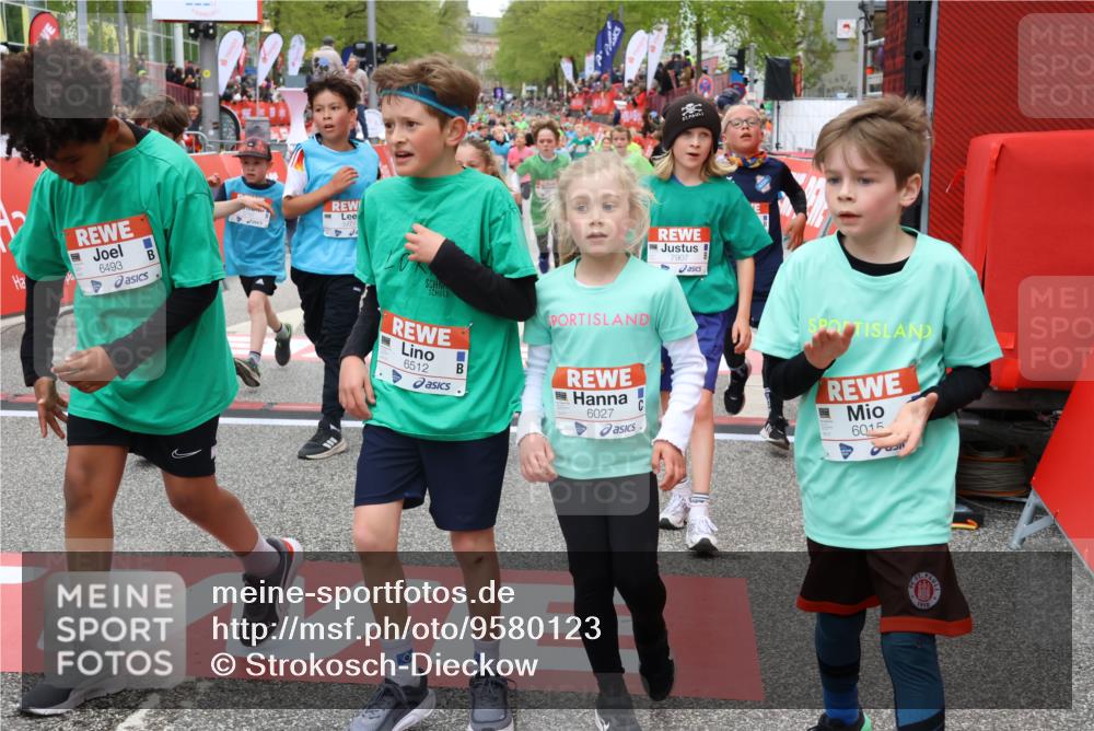 25.04.2026 - Das Zehntel Strokosch-Dieckow http://msf.ph/oto/9580123 25.04.2026 10:53:21 Ziel 5081, 5740, 5751, 5777, 5874, 6015, 6027, 6144, 6493, 6512, 7101, 7172, 7180, 7184, 7320, 7731, 7757, 7806, 7907, 8022, 8024, 8036, 5081, 5740, 5751, 5777, 5874, 6015, 6027, 6144, 6493, 6512, 7101, 7172, 7180, 7184, 7320, 7731, 7757, 7806, 7907, 8022, 8024, 8036 meine-sportfotos.de