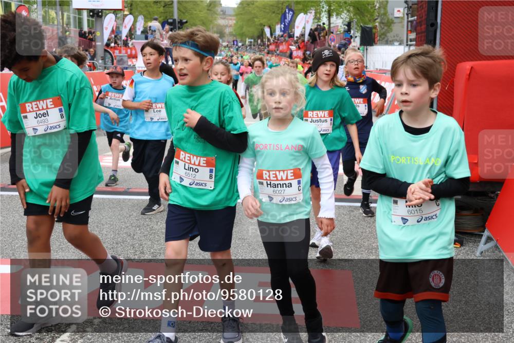 25.04.2026 - Das Zehntel Strokosch-Dieckow http://msf.ph/oto/9580128 25.04.2026 10:53:21 Ziel 5081, 5740, 5751, 5777, 5874, 6015, 6027, 6144, 6493, 6512, 7101, 7172, 7180, 7184, 7320, 7731, 7757, 7806, 7907, 8022, 8024, 8036, 5081, 5740, 5751, 5777, 5874, 6015, 6027, 6144, 6493, 6512, 7101, 7172, 7180, 7184, 7320, 7731, 7757, 7806, 7907, 8022, 8024, 8036 meine-sportfotos.de