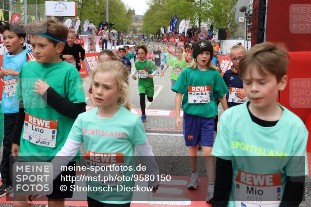 25.04.2026 - Das Zehntel Strokosch-Dieckow http://msf.ph/oto/9580150 25.04.2026 10:53:22 Ziel 5081, 5092, 5100, 5450, 5740, 5777, 5874, 6015, 6027, 6493, 6512, 7101, 7172, 7180, 7184, 7320, 7731, 7757, 7806, 7907, 8022, 8024, 8036, 5081, 5092, 5100, 5450, 5740, 5777, 5874, 6015, 6027, 6493, 6512, 7101, 7172, 7180, 7184, 7320, 7731, 7757, 7806, 7907, 8022, 8024, 8036 meine-sportfotos.de