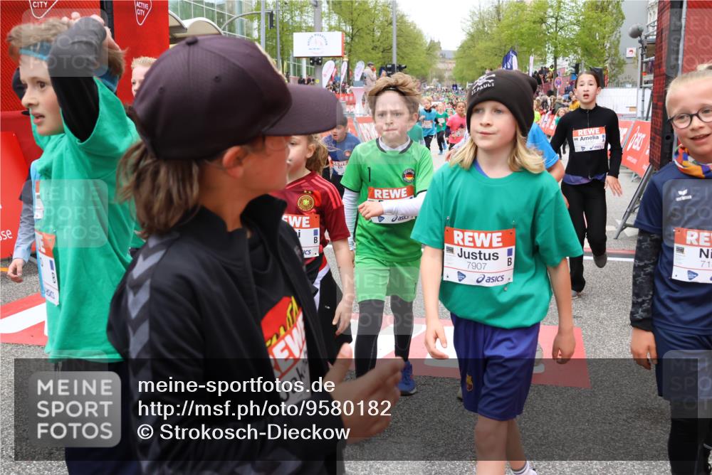 25.04.2026 - Das Zehntel Strokosch-Dieckow http://msf.ph/oto/9580182 25.04.2026 10:53:24 Ziel 5092, 5100, 5450, 5514, 5740, 5777, 5874, 6027, 6054, 6493, 6512, 6651, 7101, 7172, 7184, 7320, 7757, 7806, 7907, 7930, 8022, 8024, 8036, 5092, 5100, 5450, 5514, 5740, 5777, 5874, 6027, 6054, 6493, 6512, 6651, 7101, 7172, 7184, 7320, 7757, 7806, 7907, 7930, 8022, 8024, 8036 meine-sportfotos.de