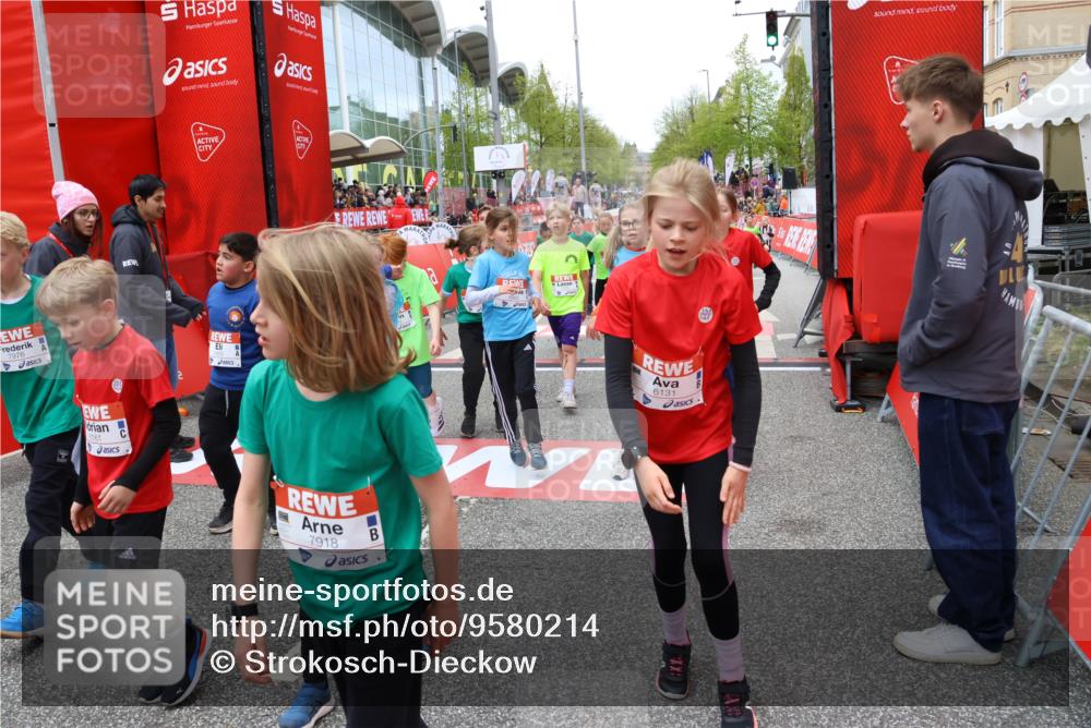25.04.2026 - Das Zehntel Strokosch-Dieckow http://msf.ph/oto/9580214 25.04.2026 10:53:31 Ziel 5292, 5303, 5514, 5689, 5738, 6054, 6123, 6131, 6147, 6161, 6177, 6491, 6651, 6754, 6840, 6935, 6960, 6987, 7238, 7299, 7513, 7548, 7615, 7890, 7904, 7918, 7921, 7930, 7976, 5292, 5303, 5514, 5689, 5738, 6054, 6123, 6131, 6147, 6161, 6177, 6491, 6651, 6754, 6840, 6935, 6960, 6987, 7238, 7299, 7513, 7548, 7615, 7890, 7904, 7918, 7921, 7930, 7976 meine-sportfotos.de