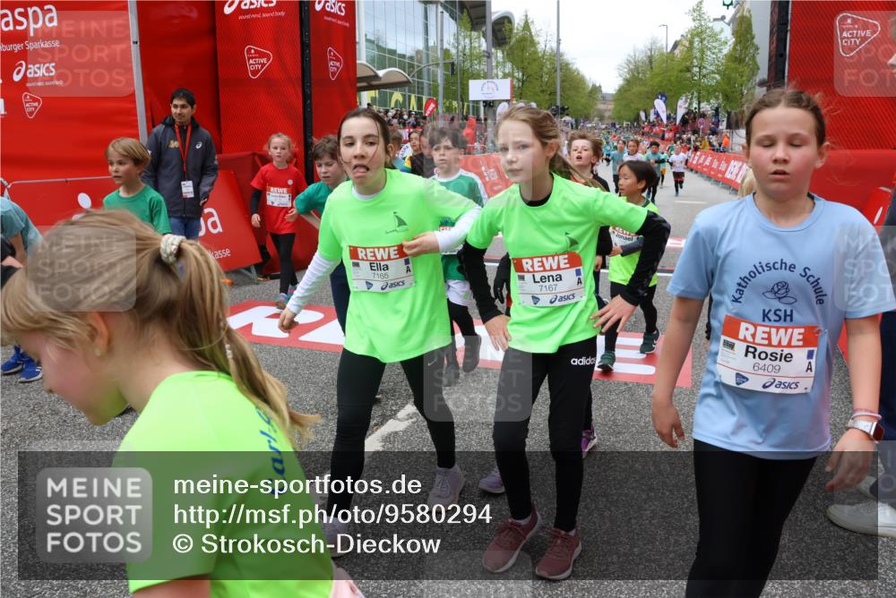 25.04.2026 - Das Zehntel Strokosch-Dieckow http://msf.ph/oto/9580294 25.04.2026 10:53:36 Ziel 5158, 5292, 5303, 5504, 5907, 6081, 6113, 6123, 6131, 6147, 6177, 6409, 6491, 6517, 6754, 6840, 6935, 6960, 7105, 7165, 7167, 7190, 7238, 7255, 7513, 7548, 7608, 7615, 7745, 7869, 7890, 7904, 7921, 5158, 5292, 5303, 5504, 5907, 6081, 6113, 6123, 6131, 6147, 6177, 6409, 6491, 6517, 6754, 6840, 6935, 6960, 7105, 7165, 7167, 7190, 7238, 7255, 7513, 7548, 7608, 7615, 7745, 7869, 7890, 7904, 7921 meine-sportfotos.de