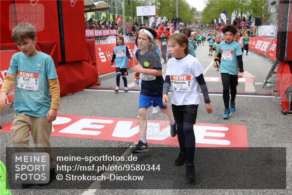 25.04.2026 - Das Zehntel Strokosch-Dieckow http://msf.ph/oto/9580344 25.04.2026 10:53:40 Ziel 5154, 5158, 5237, 5504, 5907, 6018, 6081, 6113, 6409, 6517, 6745, 7105, 7165, 7167, 7190, 7255, 7599, 7608, 7629, 7672, 7699, 7745, 7869, 5154, 5158, 5237, 5504, 5907, 6018, 6081, 6113, 6409, 6517, 6745, 7105, 7165, 7167, 7190, 7255, 7599, 7608, 7629, 7672, 7699, 7745, 7869 meine-sportfotos.de