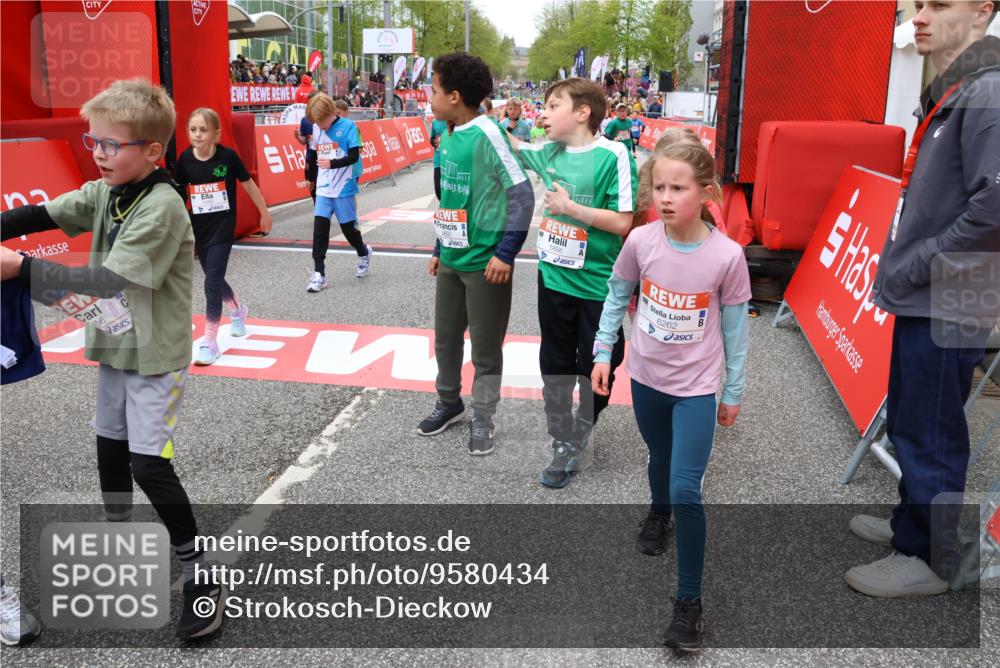 25.04.2026 - Das Zehntel Strokosch-Dieckow http://msf.ph/oto/9580434 25.04.2026 10:53:47 Ziel 5154, 5427, 5488, 5787, 5884, 5897, 5898, 5925, 5928, 6018, 6262, 6266, 6382, 6679, 7395, 7456, 7459, 7591, 7699, 7716, 7986, 5154, 5427, 5488, 5787, 5884, 5897, 5898, 5925, 5928, 6018, 6262, 6266, 6382, 6679, 7395, 7456, 7459, 7591, 7699, 7716, 7986 meine-sportfotos.de