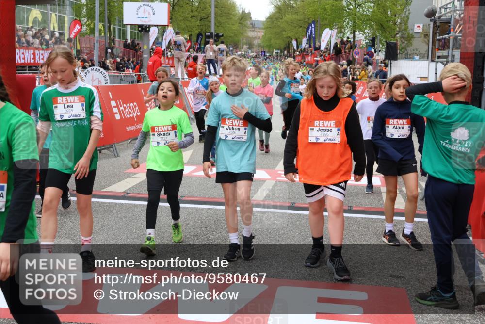 25.04.2026 - Das Zehntel Strokosch-Dieckow http://msf.ph/oto/9580467 25.04.2026 10:53:51 Ziel 5109, 5427, 5488, 5695, 5775, 5787, 5807, 5884, 5910, 5925, 5928, 6072, 6313, 6340, 7127, 7187, 7395, 7533, 7591, 7716, 7750, 7986, 5109, 5427, 5488, 5695, 5775, 5787, 5807, 5884, 5910, 5925, 5928, 6072, 6313, 6340, 7127, 7187, 7395, 7533, 7591, 7716, 7750, 7986 meine-sportfotos.de
