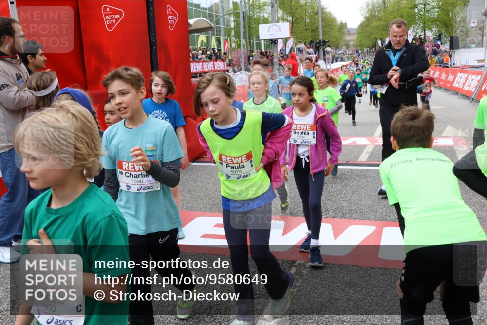 25.04.2026 - Das Zehntel Strokosch-Dieckow http://msf.ph/oto/9580649 25.04.2026 10:54:11 Ziel 5249, 5260, 5275, 5294, 5365, 5779, 5819, 5829, 5999, 6008, 6050, 6079, 6534, 6868, 6941, 6955, 7091, 7168, 7223, 7306, 7512, 7596, 7735, 7860, 8033, 5249, 5260, 5275, 5294, 5365, 5779, 5819, 5829, 5999, 6008, 6050, 6079, 6534, 6868, 6941, 6955, 7091, 7168, 7223, 7306, 7512, 7596, 7735, 7860, 8033 meine-sportfotos.de
