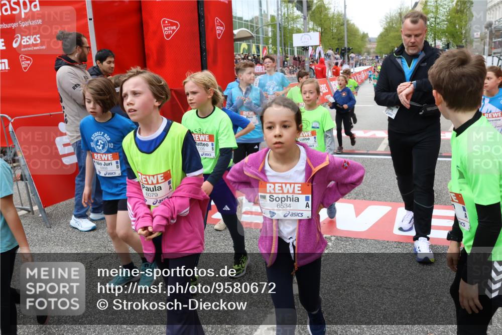 25.04.2026 - Das Zehntel Strokosch-Dieckow http://msf.ph/oto/9580672 25.04.2026 10:54:13 Ziel 5249, 5259, 5260, 5275, 5294, 5365, 5779, 5829, 6008, 6050, 6053, 6450, 6534, 6868, 6941, 6955, 7091, 7223, 7306, 7512, 7596, 7641, 7735, 7860, 5249, 5259, 5260, 5275, 5294, 5365, 5779, 5829, 6008, 6050, 6053, 6450, 6534, 6868, 6941, 6955, 7091, 7223, 7306, 7512, 7596, 7641, 7735, 7860 meine-sportfotos.de
