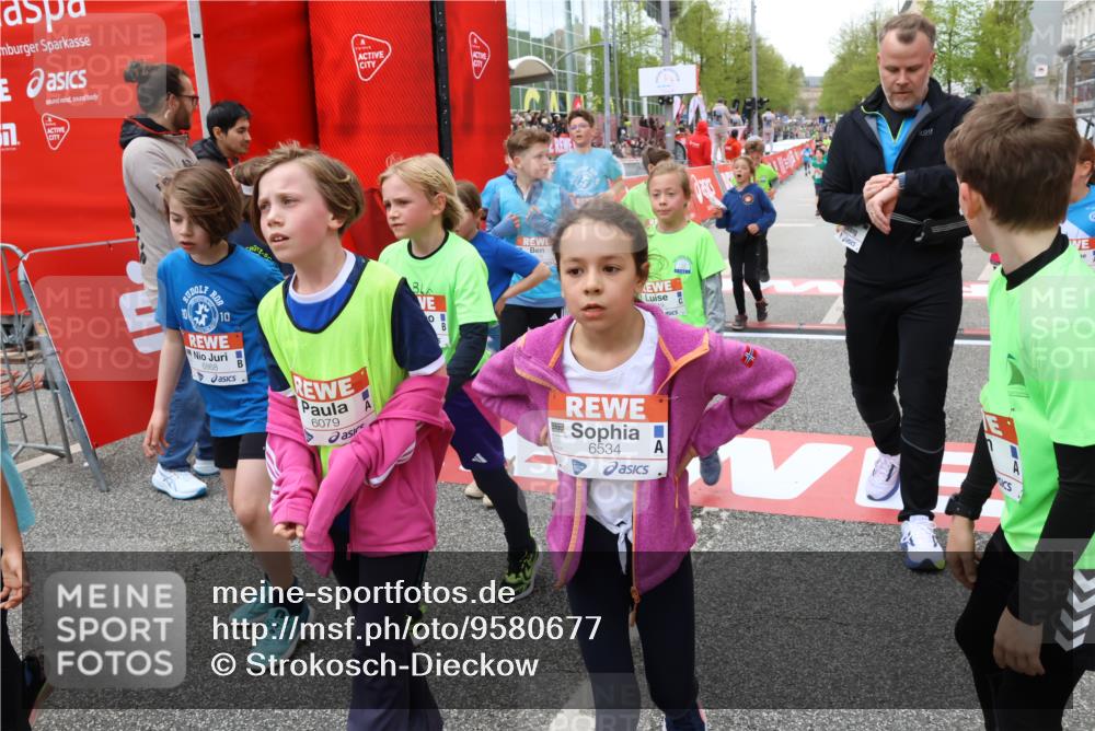 25.04.2026 - Das Zehntel Strokosch-Dieckow http://msf.ph/oto/9580677 25.04.2026 10:54:13 Ziel 5249, 5259, 5260, 5275, 5294, 5365, 5779, 5829, 6008, 6050, 6053, 6450, 6534, 6868, 6941, 6955, 7091, 7223, 7306, 7512, 7596, 7641, 7735, 7860, 5249, 5259, 5260, 5275, 5294, 5365, 5779, 5829, 6008, 6050, 6053, 6450, 6534, 6868, 6941, 6955, 7091, 7223, 7306, 7512, 7596, 7641, 7735, 7860 meine-sportfotos.de