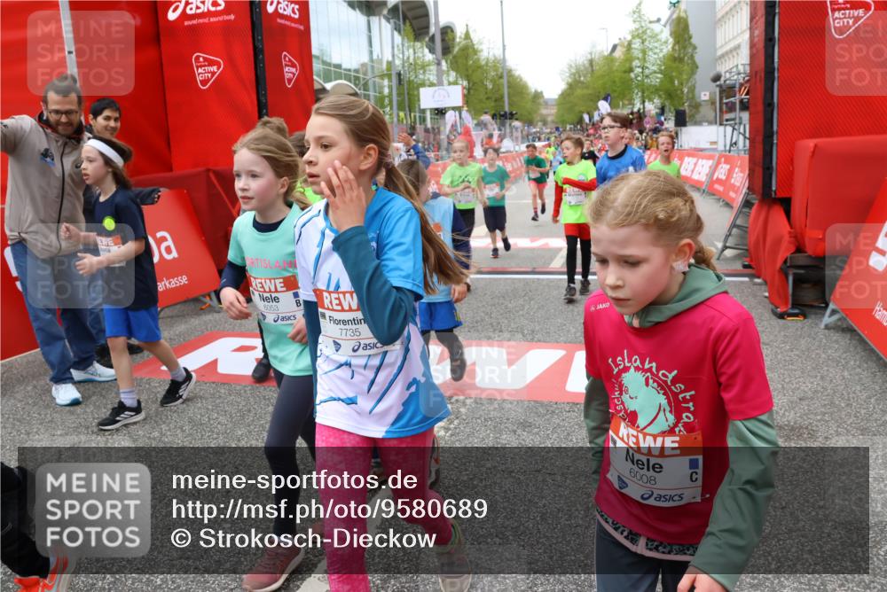 25.04.2026 - Das Zehntel Strokosch-Dieckow http://msf.ph/oto/9580689 25.04.2026 10:54:17 Ziel 5259, 5275, 5279, 5365, 6008, 6053, 6365, 6450, 6941, 6955, 7109, 7166, 7223, 7312, 7641, 7735, 7881, 7889, 7916, 7917, 8048, 5259, 5275, 5279, 5365, 6008, 6053, 6365, 6450, 6941, 6955, 7109, 7166, 7223, 7312, 7641, 7735, 7881, 7889, 7916, 7917, 8048 meine-sportfotos.de