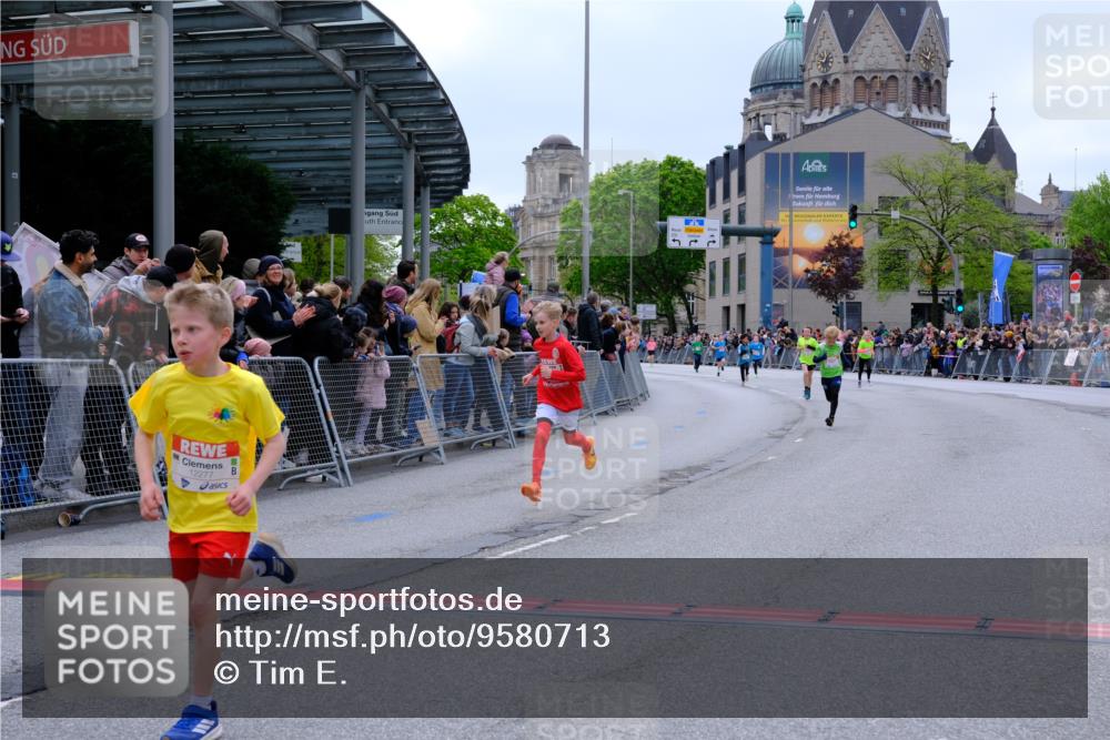 25.04.2026 - Das Zehntel Tim E. http://msf.ph/oto/9580713 25.04.2026 12:48:14 Ziel 10269, 12170, 12257, 12277, 12737, 13016 meine-sportfotos.de