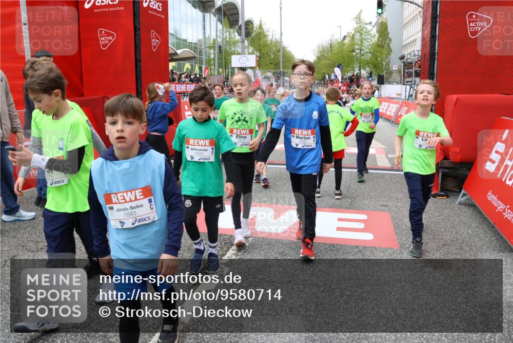 25.04.2026 - Das Zehntel Strokosch-Dieckow http://msf.ph/oto/9580714 25.04.2026 10:54:18 Ziel 5259, 5275, 5279, 5317, 5365, 6008, 6053, 6365, 6450, 6750, 6941, 6955, 7109, 7166, 7223, 7312, 7641, 7703, 7735, 7881, 7889, 7916, 7917, 8048, 5259, 5275, 5279, 5317, 5365, 6008, 6053, 6365, 6450, 6750, 6941, 6955, 7109, 7166, 7223, 7312, 7641, 7703, 7735, 7881, 7889, 7916, 7917, 8048 meine-sportfotos.de