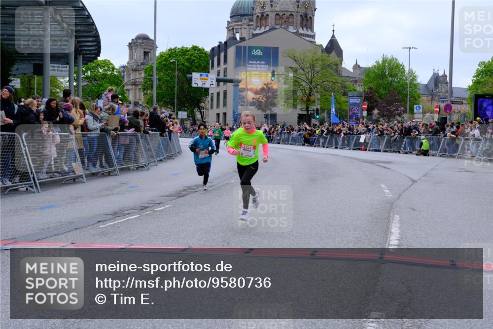 25.04.2026 - Das Zehntel Tim E. http://msf.ph/oto/9580736 25.04.2026 12:48:21 Ziel 10269, 11332, 11346, 12170, 12795, 12868, 13016 meine-sportfotos.de