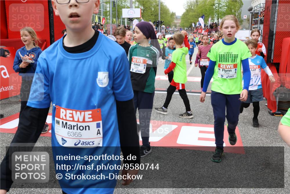 25.04.2026 - Das Zehntel Strokosch-Dieckow http://msf.ph/oto/9580744 25.04.2026 10:54:20 Ziel 5259, 5278, 5279, 5317, 5710, 6053, 6365, 6450, 6744, 6750, 7109, 7166, 7312, 7641, 7703, 7881, 7889, 7916, 7917, 8048, 8049, 5259, 5278, 5279, 5317, 5710, 6053, 6365, 6450, 6744, 6750, 7109, 7166, 7312, 7641, 7703, 7881, 7889, 7916, 7917, 8048, 8049 meine-sportfotos.de