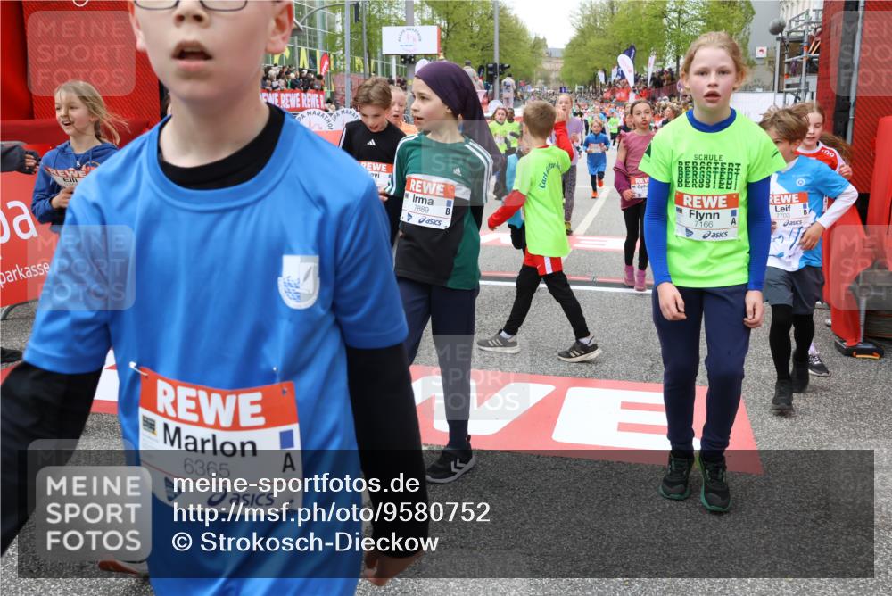25.04.2026 - Das Zehntel Strokosch-Dieckow http://msf.ph/oto/9580752 25.04.2026 10:54:21 Ziel 5278, 5279, 5317, 5570, 5701, 5710, 6311, 6365, 6450, 6744, 6750, 7109, 7166, 7247, 7312, 7678, 7703, 7829, 7881, 7889, 7916, 7917, 8048, 8049, 5278, 5279, 5317, 5570, 5701, 5710, 6311, 6365, 6450, 6744, 6750, 7109, 7166, 7247, 7312, 7678, 7703, 7829, 7881, 7889, 7916, 7917, 8048, 8049 meine-sportfotos.de