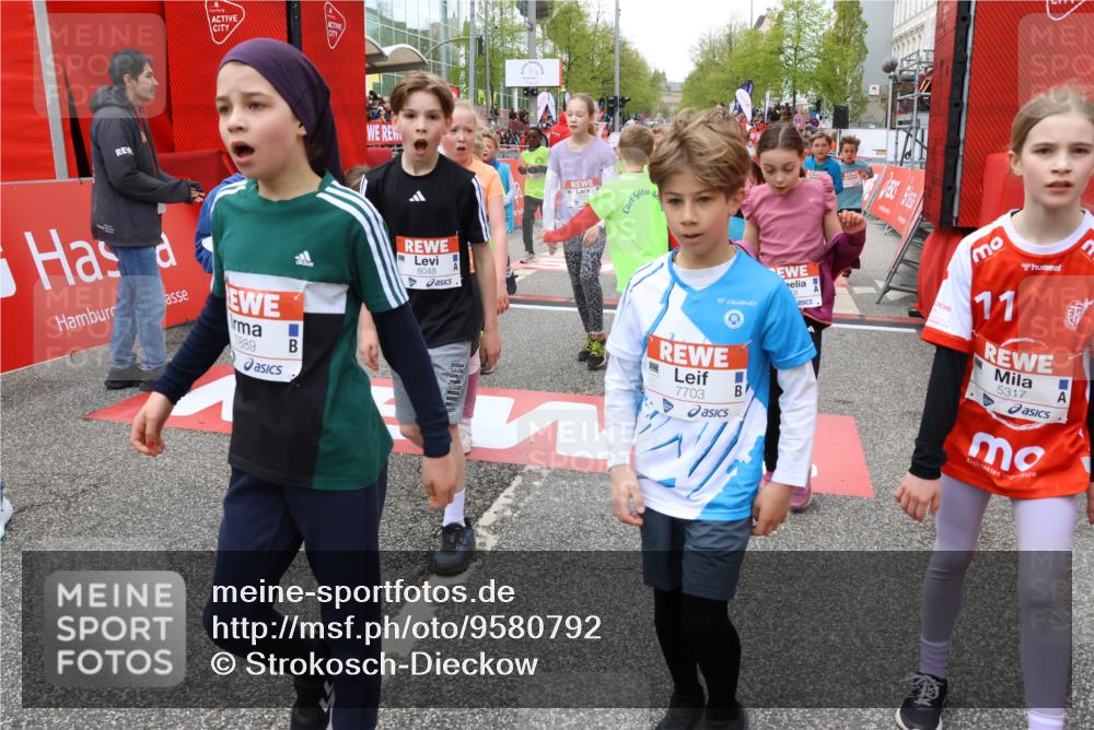 25.04.2026 - Das Zehntel Strokosch-Dieckow http://msf.ph/oto/9580792 25.04.2026 10:54:23 Ziel 5278, 5317, 5318, 5324, 5570, 5701, 5710, 6229, 6237, 6311, 6744, 6750, 7093, 7109, 7166, 7185, 7245, 7247, 7312, 7540, 7544, 7652, 7678, 7703, 7829, 7881, 7889, 7916, 7917, 8048, 8049, 5278, 5317, 5318, 5324, 5570, 5701, 5710, 6229, 6237, 6311, 6744, 6750, 7093, 7109, 7166, 7185, 7245, 7247, 7312, 7540, 7544, 7652, 7678, 7703, 7829, 7881, 7889, 7916, 7917, 8048, 8049 meine-sportfotos.de