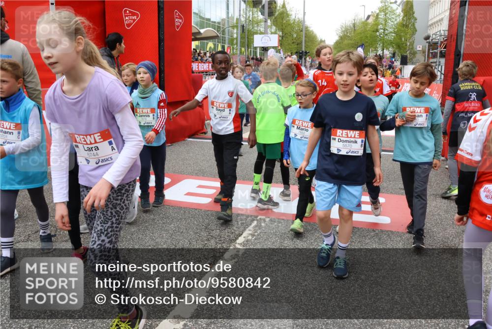 25.04.2026 - Das Zehntel Strokosch-Dieckow http://msf.ph/oto/9580842 25.04.2026 10:54:27 Ziel 5278, 5318, 5324, 5529, 5570, 5701, 5710, 6028, 6229, 6237, 6311, 6363, 6744, 7093, 7185, 7245, 7247, 7540, 7544, 7652, 7678, 7829, 7885, 7896, 7899, 8049, 5278, 5318, 5324, 5529, 5570, 5701, 5710, 6028, 6229, 6237, 6311, 6363, 6744, 7093, 7185, 7245, 7247, 7540, 7544, 7652, 7678, 7829, 7885, 7896, 7899, 8049 meine-sportfotos.de