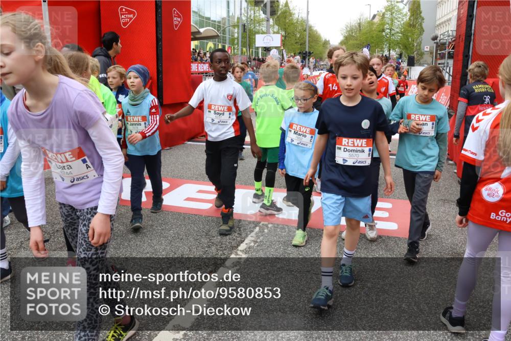 25.04.2026 - Das Zehntel Strokosch-Dieckow http://msf.ph/oto/9580853 25.04.2026 10:54:27 Ziel 5278, 5318, 5324, 5529, 5570, 5701, 5710, 6028, 6229, 6237, 6311, 6363, 6744, 7093, 7185, 7245, 7247, 7540, 7544, 7652, 7678, 7829, 7885, 7896, 7899, 8049, 5278, 5318, 5324, 5529, 5570, 5701, 5710, 6028, 6229, 6237, 6311, 6363, 6744, 7093, 7185, 7245, 7247, 7540, 7544, 7652, 7678, 7829, 7885, 7896, 7899, 8049 meine-sportfotos.de