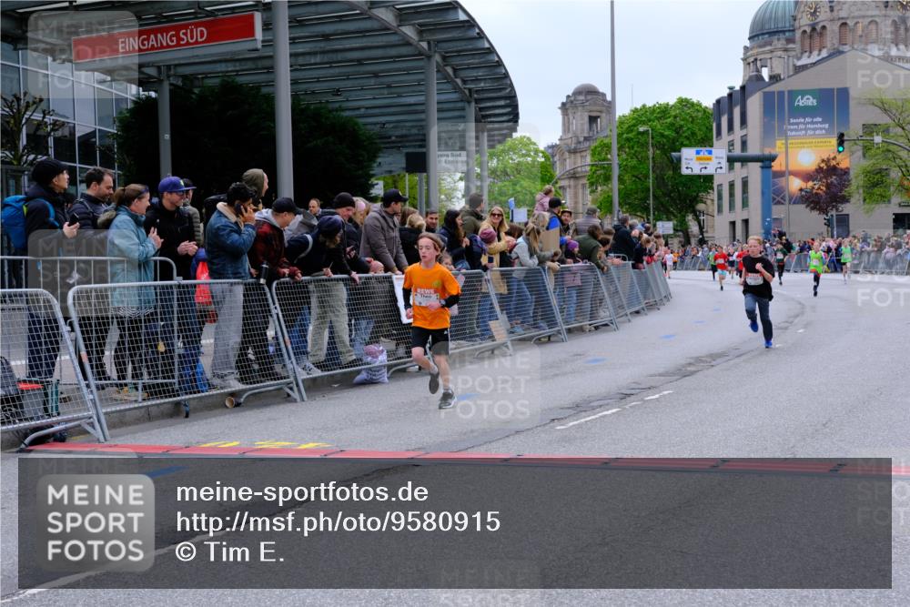 25.04.2026 - Das Zehntel Tim E. http://msf.ph/oto/9580915 25.04.2026 12:49:00 Ziel 11020, 11488, 11497, 11735, 11772, 12462, 12465, 13013 meine-sportfotos.de