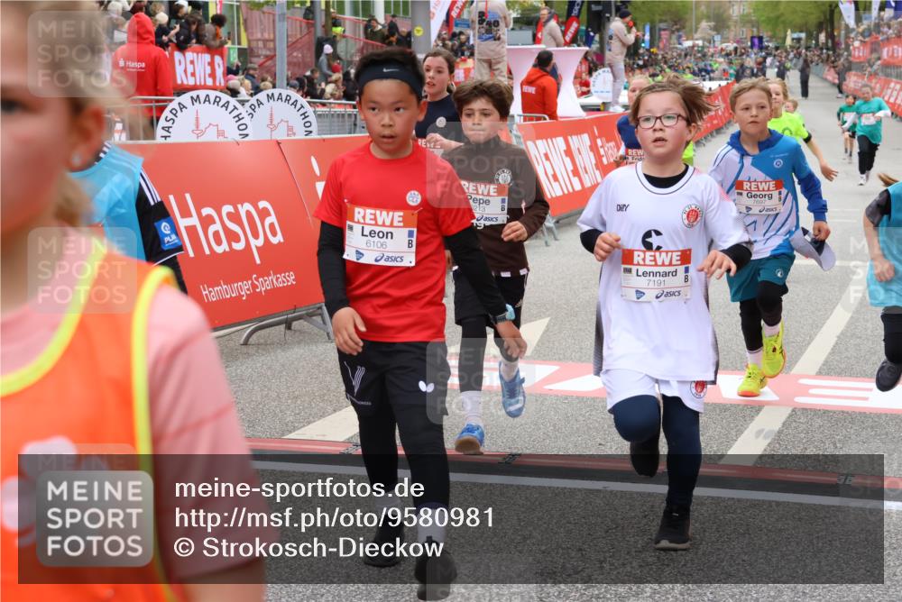 25.04.2026 - Das Zehntel Strokosch-Dieckow http://msf.ph/oto/9580981 25.04.2026 10:54:40 Ziel 5030, 5173, 5424, 5558, 5564, 5683, 5795, 6060, 6106, 6213, 6231, 6926, 7191, 7194, 7233, 7243, 7387, 7697, 5030, 5173, 5424, 5558, 5564, 5683, 5795, 6060, 6106, 6213, 6231, 6926, 7191, 7194, 7233, 7243, 7387, 7697 meine-sportfotos.de