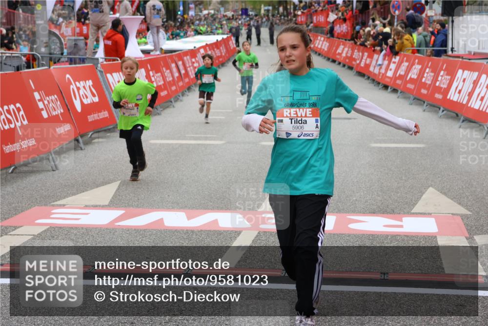 25.04.2026 - Das Zehntel Strokosch-Dieckow http://msf.ph/oto/9581023 25.04.2026 10:54:46 Ziel 5234, 5424, 5558, 5564, 5683, 5713, 5906, 6060, 6213, 6364, 6623, 7191, 7194, 7233, 7253, 7697, 7940, 5234, 5424, 5558, 5564, 5683, 5713, 5906, 6060, 6213, 6364, 6623, 7191, 7194, 7233, 7253, 7697, 7940 meine-sportfotos.de