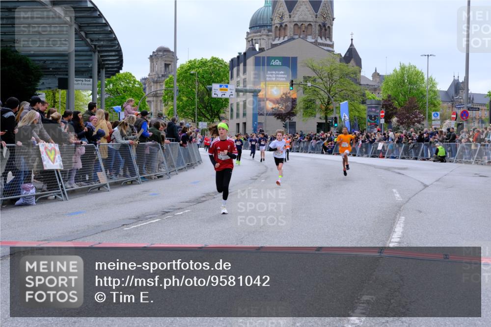 25.04.2026 - Das Zehntel Tim E. http://msf.ph/oto/9581042 25.04.2026 12:49:25 Ziel 10266, 10429, 10808, 11255, 11467, 12212, 12302, 12307, 12438 meine-sportfotos.de