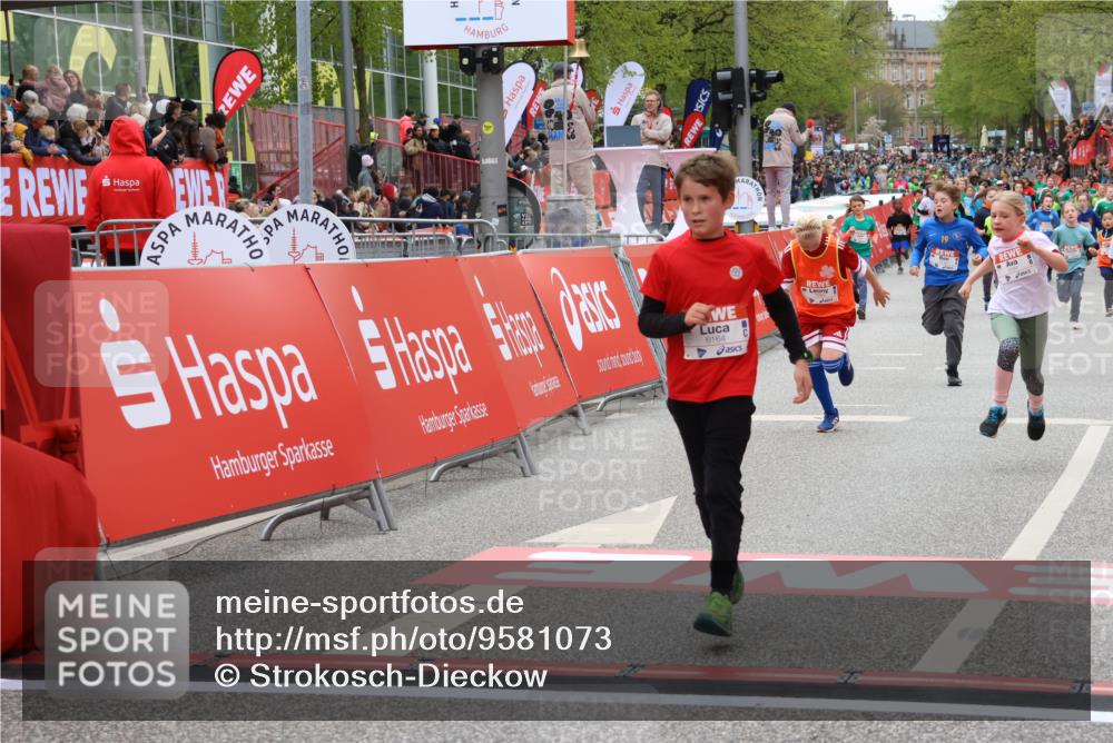 25.04.2026 - Das Zehntel Strokosch-Dieckow http://msf.ph/oto/9581073 25.04.2026 10:56:55 Ziel 5080, 5270, 5319, 5322, 5495, 5692, 5711, 6164, 6189, 6224, 6705, 6842, 6875, 6918, 6939, 6946, 7074, 7203, 7250, 7310, 7317, 7389, 7638, 7821, 8066, 5080, 5270, 5319, 5322, 5495, 5692, 5711, 6164, 6189, 6224, 6705, 6842, 6875, 6918, 6939, 6946, 7074, 7203, 7250, 7310, 7317, 7389, 7638, 7821, 8066 meine-sportfotos.de