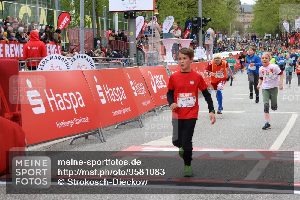 25.04.2026 - Das Zehntel Strokosch-Dieckow http://msf.ph/oto/9581083 25.04.2026 10:56:55 Ziel 5080, 5270, 5319, 5322, 5495, 5692, 5711, 6164, 6189, 6224, 6705, 6842, 6875, 6918, 6939, 6946, 7074, 7203, 7250, 7310, 7317, 7389, 7638, 7821, 8066, 5080, 5270, 5319, 5322, 5495, 5692, 5711, 6164, 6189, 6224, 6705, 6842, 6875, 6918, 6939, 6946, 7074, 7203, 7250, 7310, 7317, 7389, 7638, 7821, 8066 meine-sportfotos.de
