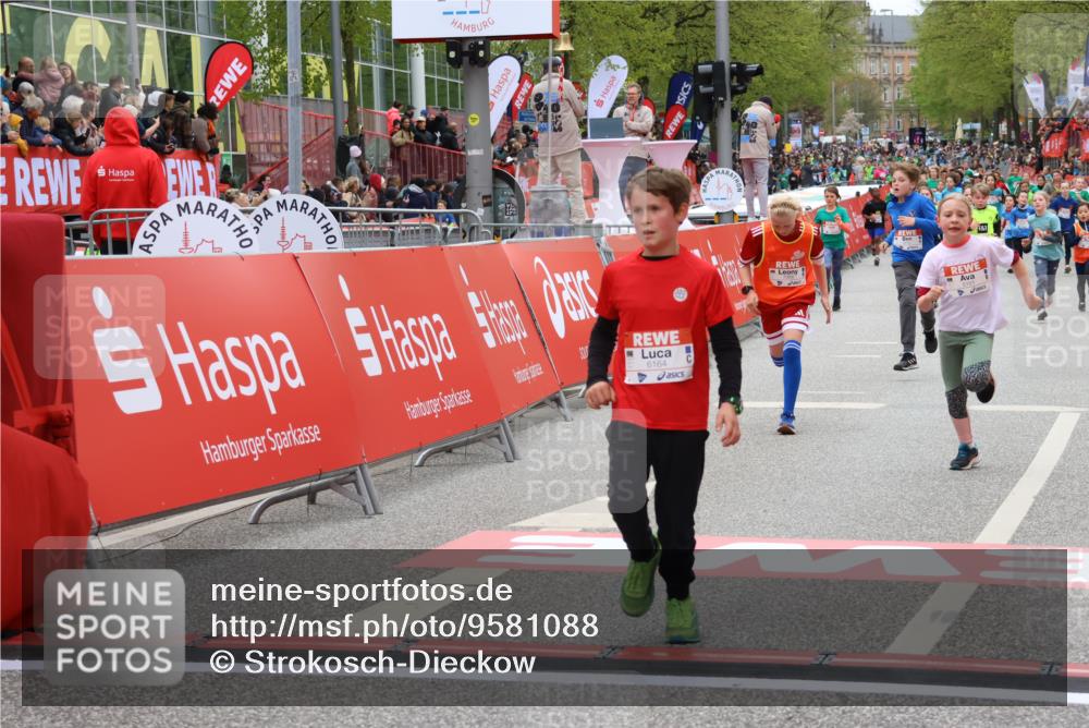25.04.2026 - Das Zehntel Strokosch-Dieckow http://msf.ph/oto/9581088 25.04.2026 10:56:55 Ziel 5080, 5270, 5319, 5322, 5495, 5692, 5711, 6164, 6189, 6224, 6705, 6842, 6875, 6918, 6939, 6946, 7074, 7203, 7250, 7310, 7317, 7389, 7638, 7821, 8066, 5080, 5270, 5319, 5322, 5495, 5692, 5711, 6164, 6189, 6224, 6705, 6842, 6875, 6918, 6939, 6946, 7074, 7203, 7250, 7310, 7317, 7389, 7638, 7821, 8066 meine-sportfotos.de
